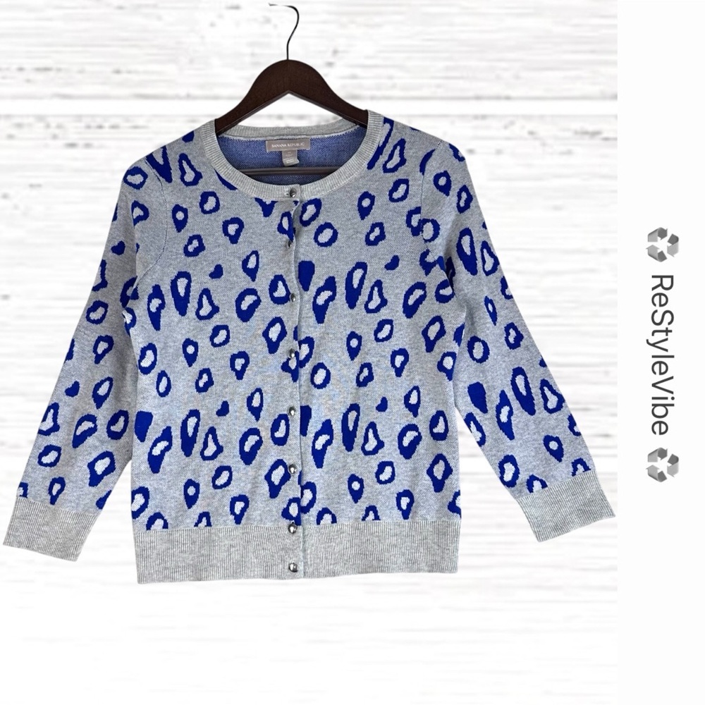 BANANA REPUBLIC Women’s Size M Sweater Cardigan Crew Button Front Leopard Wool